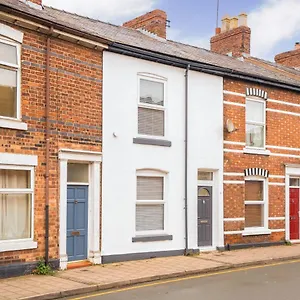 South View - 3 Bed Modern House - Close To Centre Holiday home