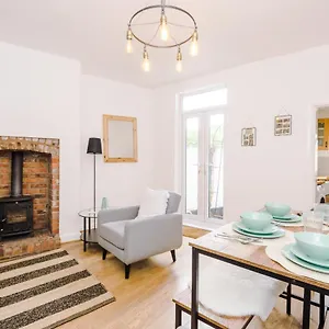 Churton House Holiday home